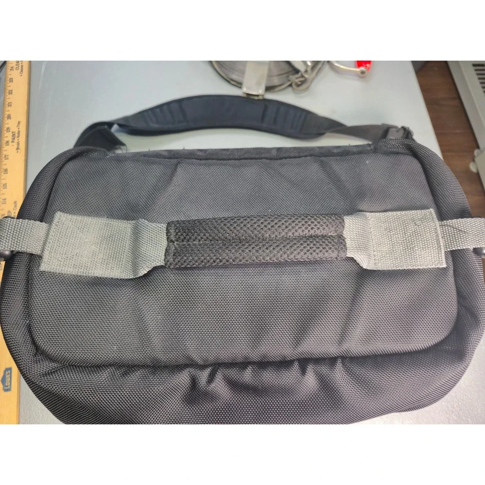 Hollingsworth Photoware Camera Bag Black Padded Messenger Shoulder Gear Case